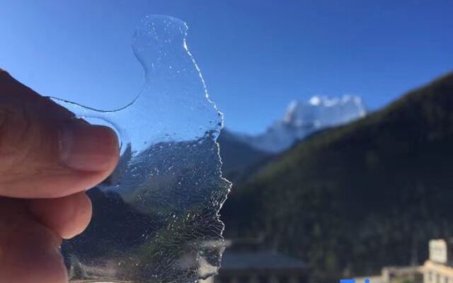 Hotel Blanche Yading