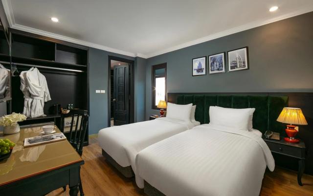 La Selva Premium Hotel – Guest Rooms – Hanoi