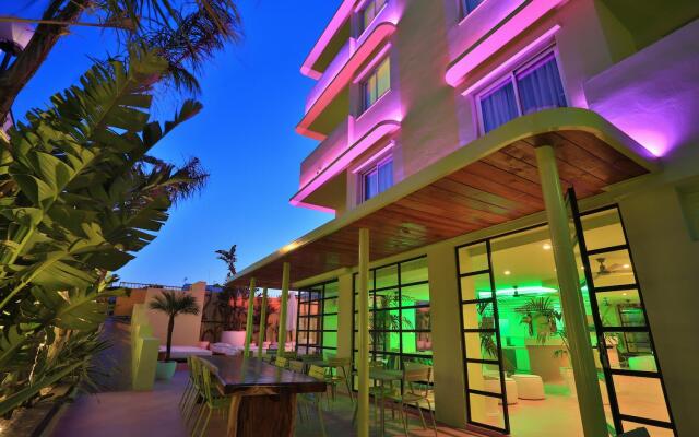 Tropicana Ibiza Suites - Adults Only