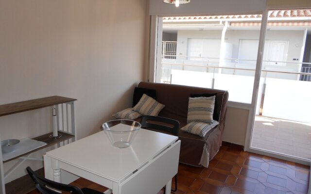Apartamento Monica  2-331