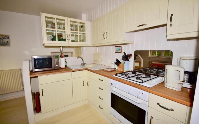 Mulberry Cottage - Cowes