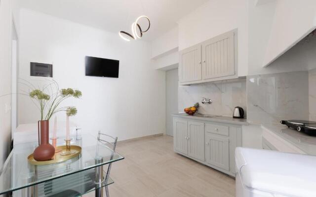 Salt and Sun Apartments by Konnect, Kaminaki Beach