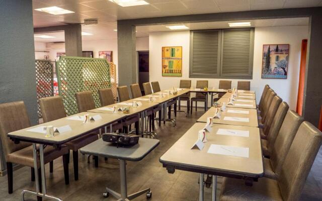 Logis Hotel Uzes Pont du Gard