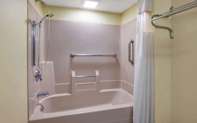 Days Inn by Wyndham Grantville Hershey North