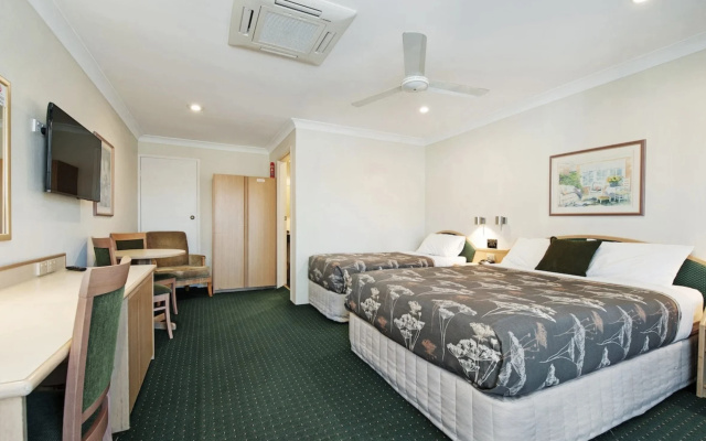 Colonial Terrace Motor Inn – Guest Rooms – Newcastle