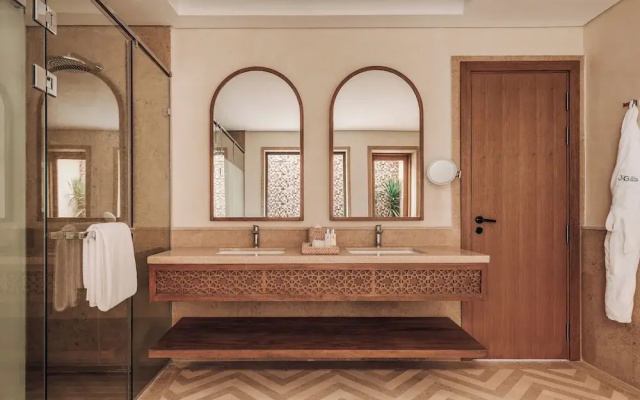 Sakhra  & Spa, Almaza Bay