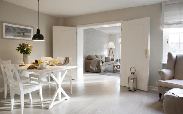 Von Deska Townhouses - The Ivy House