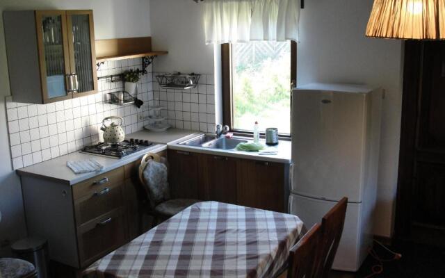 Pokoje i domki Saraceńska Chata