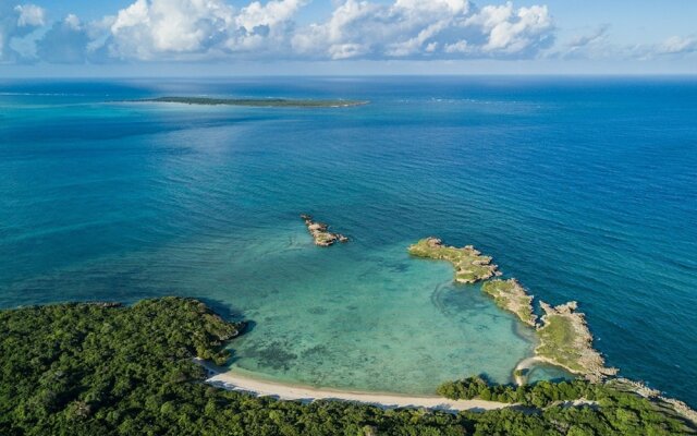 Azura Quilalea Island