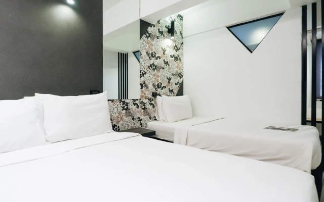 Loyy Hotel