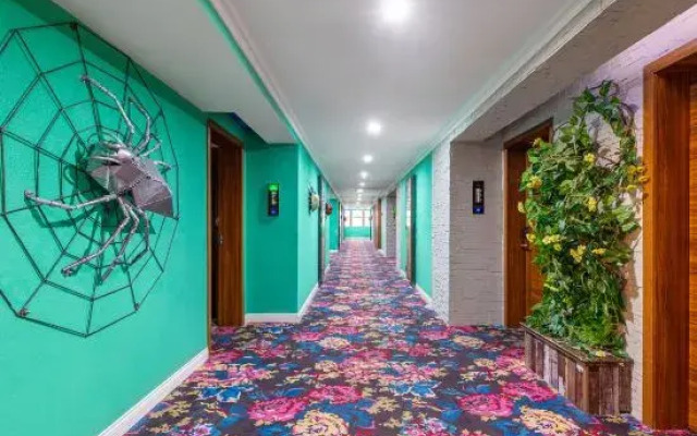 gul garden hotel (Enshi Railway Station)