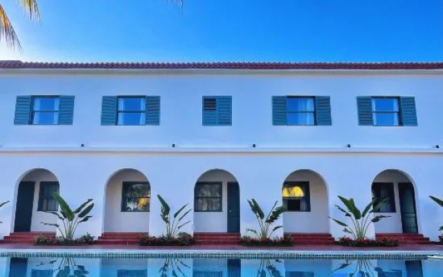 911 Surf Villa Shimei Bay – Exterior – Wanning