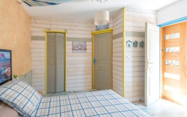 LEscale Marine - Couette et Café