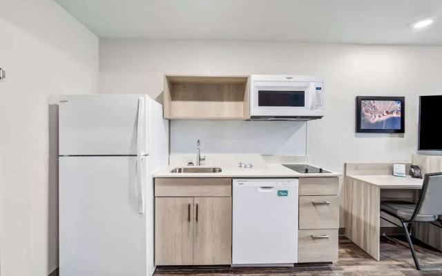 Woodspring Suites Fort Myers - Cape Coral