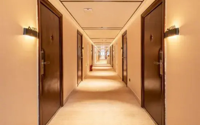 9s Smart Electron Competition Hotel