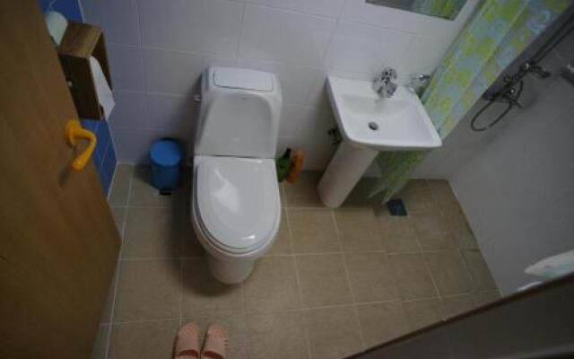 Shinsiwa Hanok Guesthouse 2 (Green Way Park)