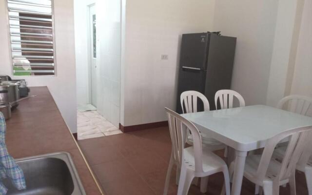Felipa Beach Residence - Ilang Ilang
