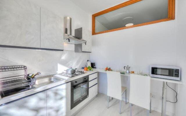 Sunny Apartment Lake View Laveno