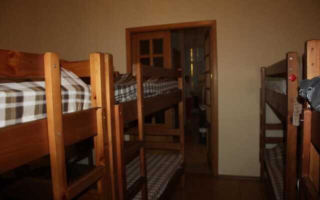 Best For Travelers Lodging Houses