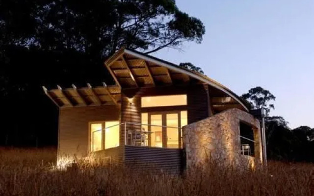 The Buckland - Studio Retreat