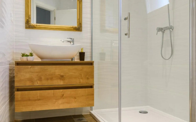 Villa Apartments AA 1