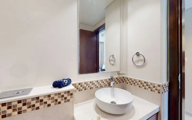 1016 Vera Residences