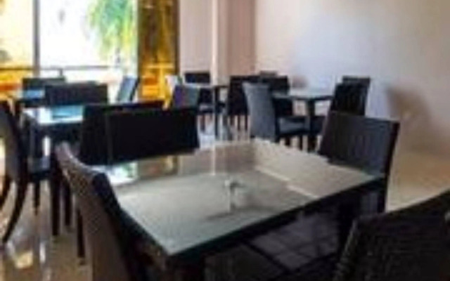 White Sand Lodge at Maafushi
