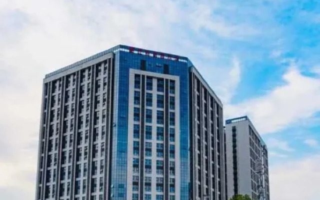 Monster Esports Hotel (Chuangfu Xincheng Branch)