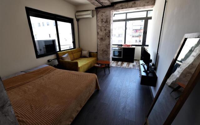 Stylish 1-bedroom in Tirana #2