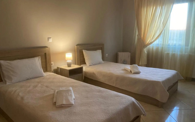 The high level Villa with amazing views 5'from falassarna!