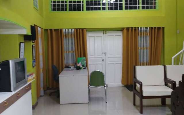 Asistin Transient House