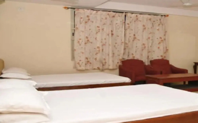 Goroomgo Mahalakshmi Comfort Mysore