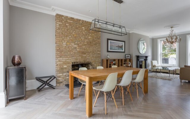 Priory Road West By Onefinestay