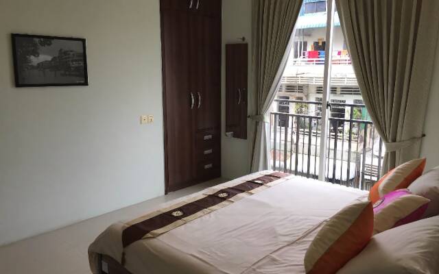 Season Residence