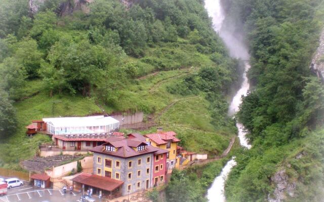Hotel Puente Vidosa