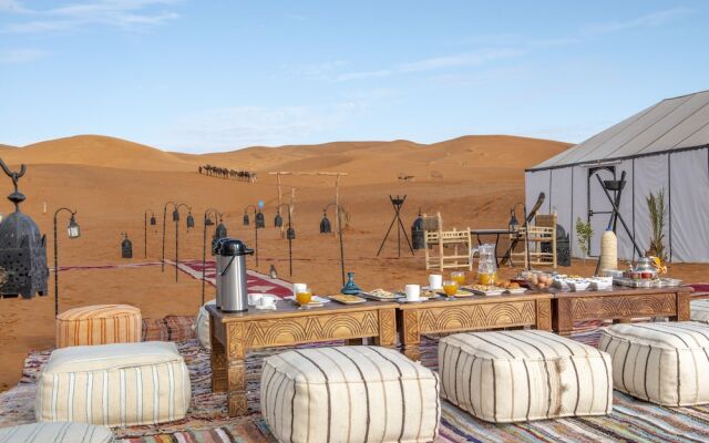 Sanmao Desert Luxury Camp