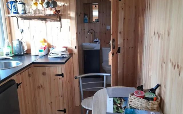 Sunset View Shepherds Hut