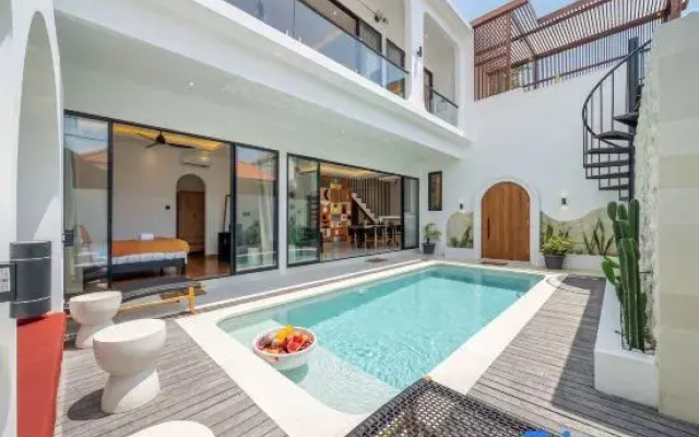 Alisa 3- Exquisite 3BR Villa with Stunning Rooftop Views