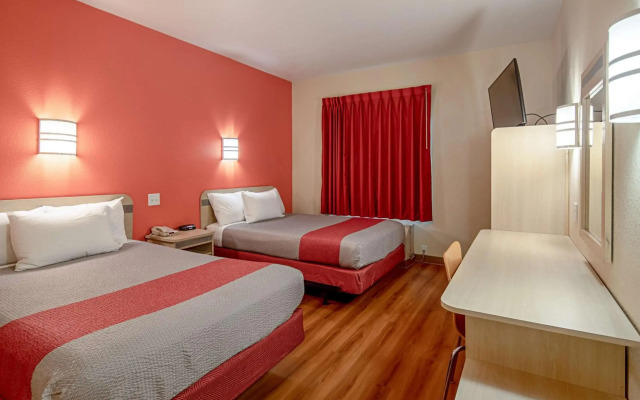 Motel 6 Anchorage, AK - Midtown