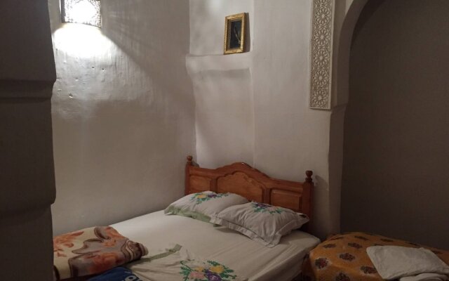 Family Room for 18 Peoples Sunny Riad Inside Medina Fes El Bali