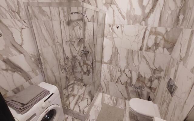 Fan House (Фан Хаус) на улице Алексея Козина