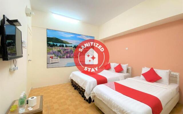 B Hotel