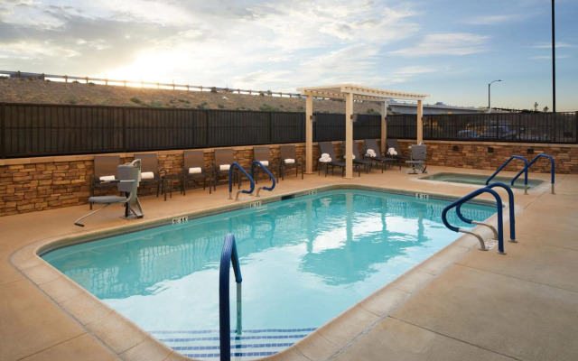 Fairfield Inn & Suites by Marriott Palmdale West
