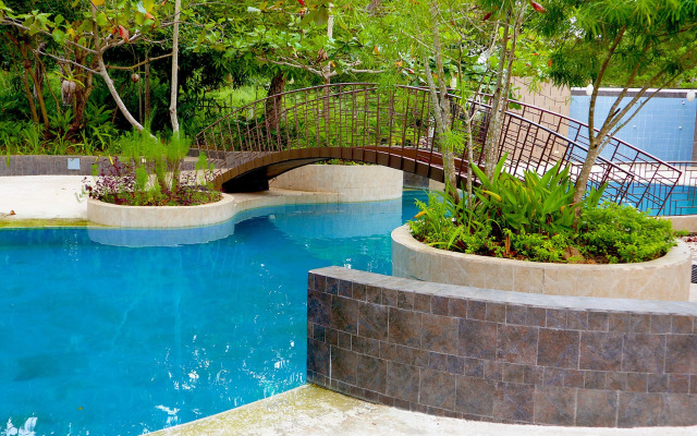 Fernvale Leisure Club and Resort