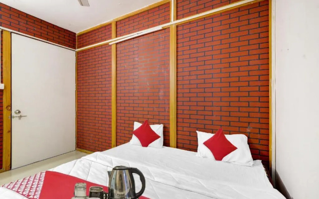 OYO Flagship 70173 Hotel Cozy Rooms