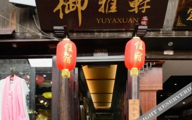 Zhenshui Courtyard · 180° River-View · Designer's Aesthetic | Panoramic Resort Guesthouse (Xitang)