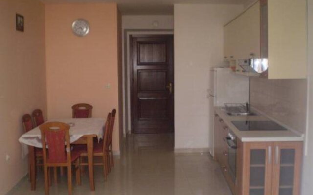 Villa kameni Cvit