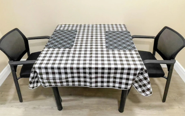 TriLuxe Inn & Studios