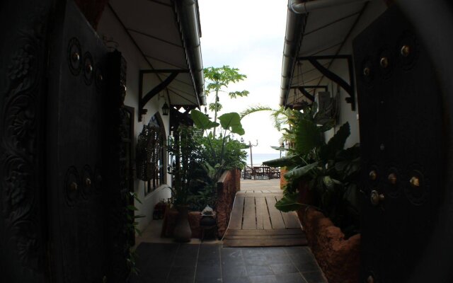 Langi Langi Beach Bungalows