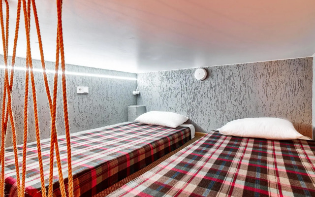 EasyGuest by Clara Zetkin 3